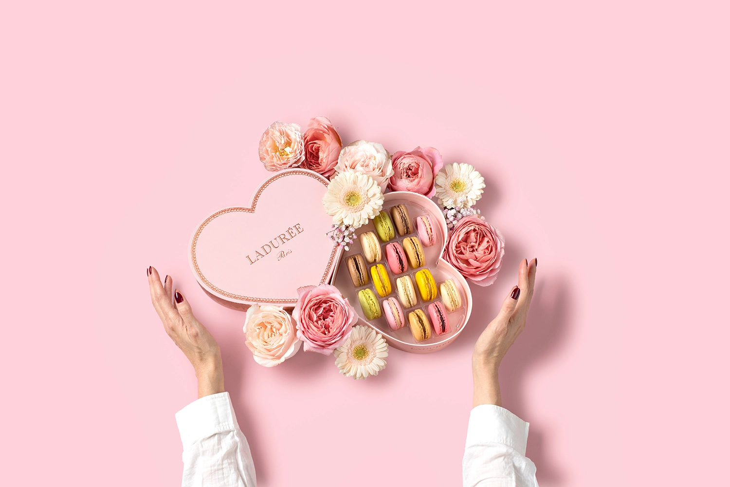 Laduree-Valentine-Day-Heart-Shaped-Box-Banner