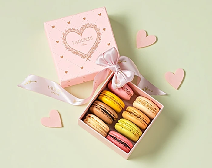 Macaron-box-of-8